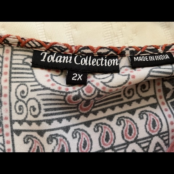 Tolani bohemian style peasant top with ties and tassels - Picture 4 of 6